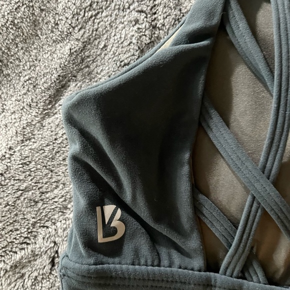 BuffBunny Cross Back Sports Bra - Size XS - Picture 3 of 3
